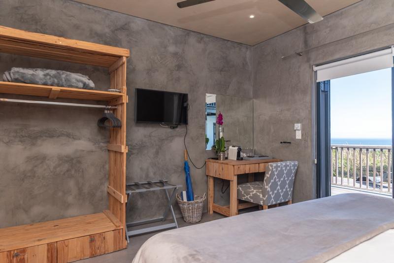 7 Bedroom Property for Sale in San Michel Western Cape